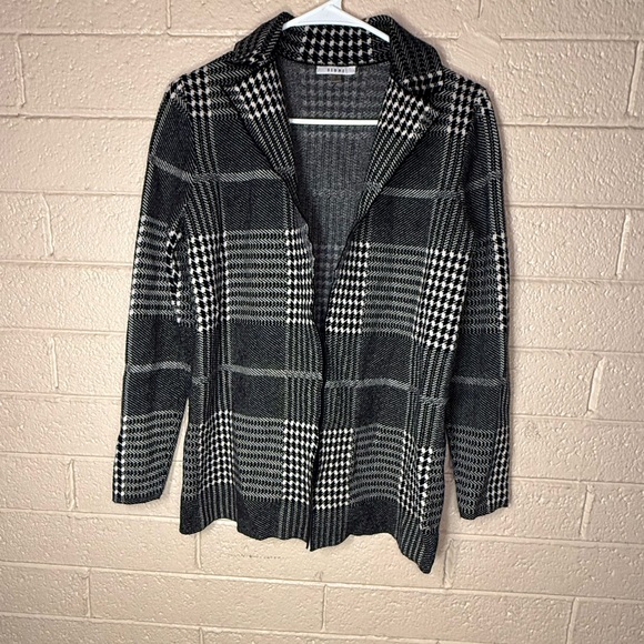 Sioni Sweaters - Sioni Plaid Black and White Women's Sweater size S